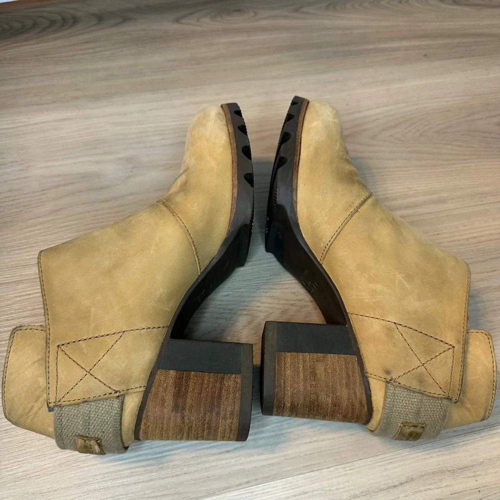 Sorel 7.5 Addington Chelsea Boot‎ In camel